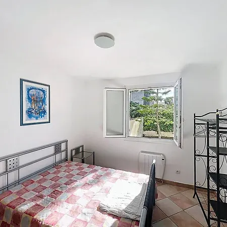 Paisible A 100m De La Plage, Avec Jardin - Fr-1-770-50