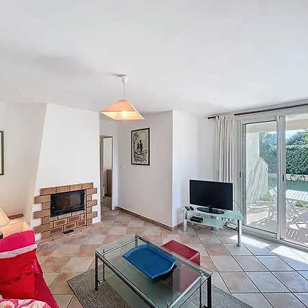 Paisible A 100m De La Plage, Avec Jardin - Fr-1-770-50 Lägenhet *