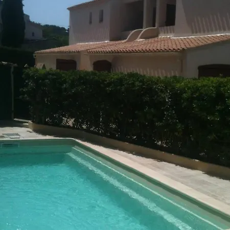 Paisible A 100m De La Plage, Avec Jardin - Fr-1-770-50 Lägenhet