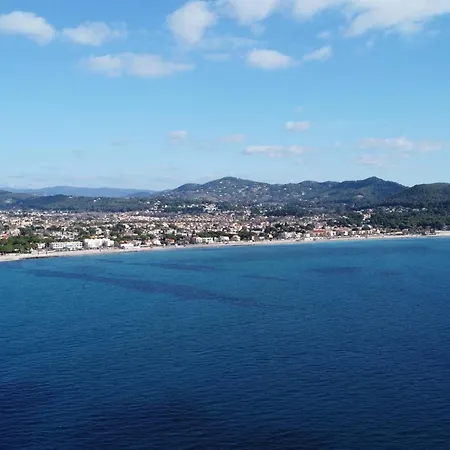 Paisible A 100m De La Plage, Avec Jardin - Fr-1-770-50 Lägenhet Saint-Cyr-sur-Mer